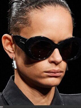Balenciaga | Accessories | New Balenciaga Sunglasses Bb20s  display picture 3